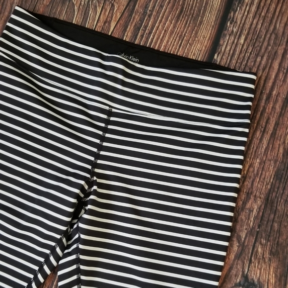 Calvin Klein Performance Striped Leggings - Picture 8 of 16